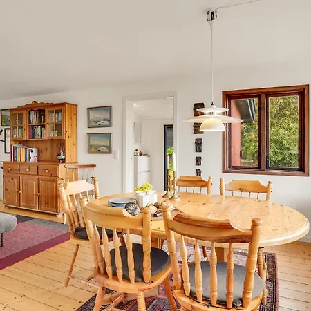 Beautiful In With House Sea View Holiday home